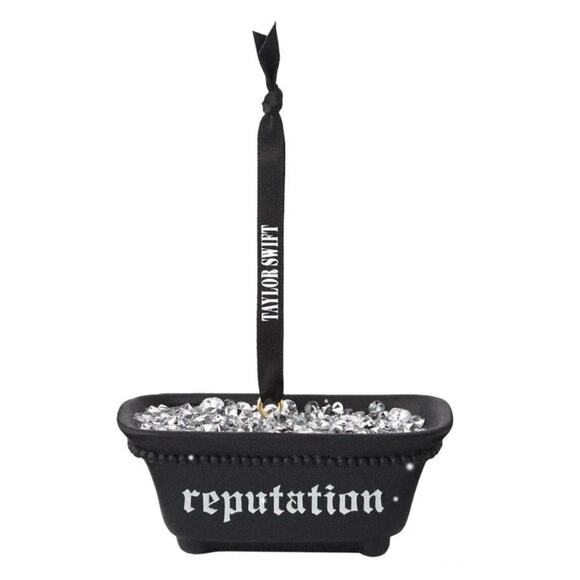Taylor Swift NWT | Reputation Look What You Made Me Do Diamond Bathtub Ornament - Picture 1 of 4